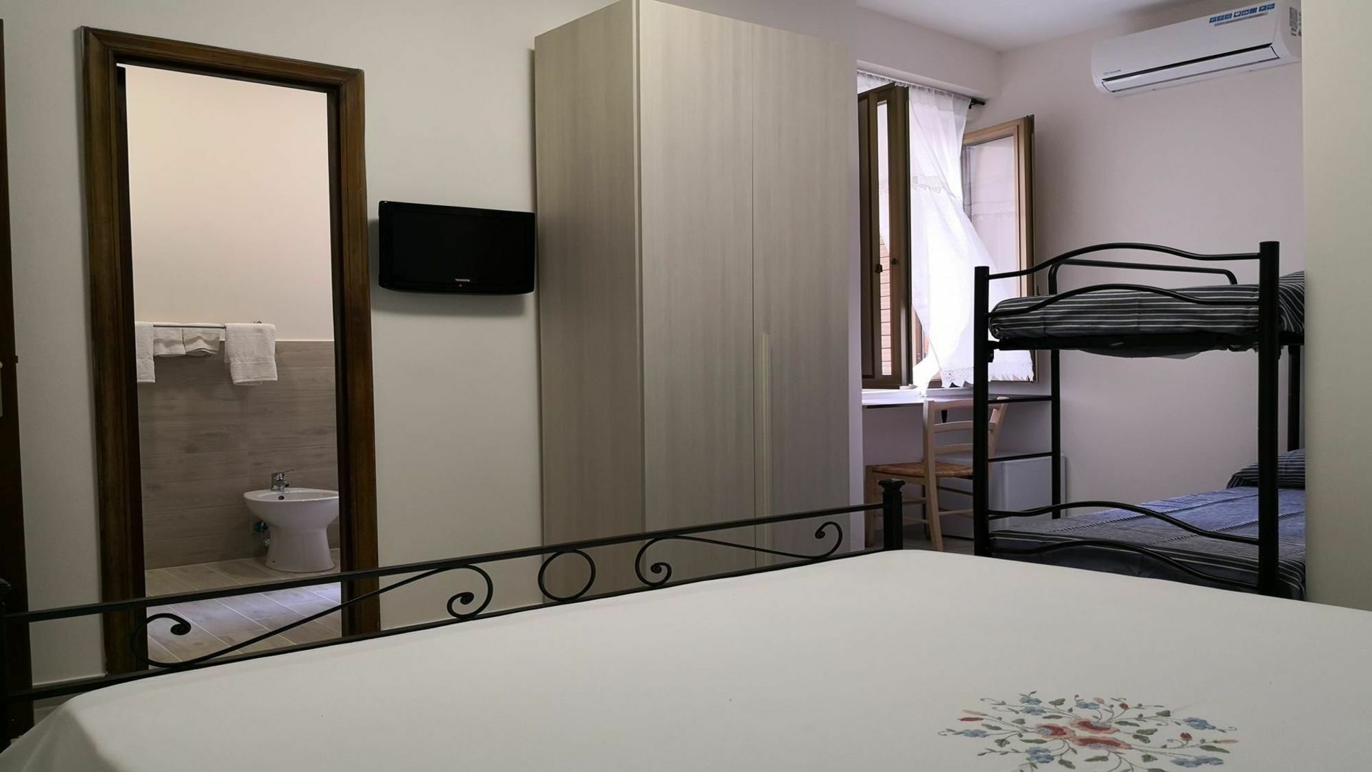 Bed and Breakfast Fenesta Vascia Neapol Zewnętrze zdjęcie