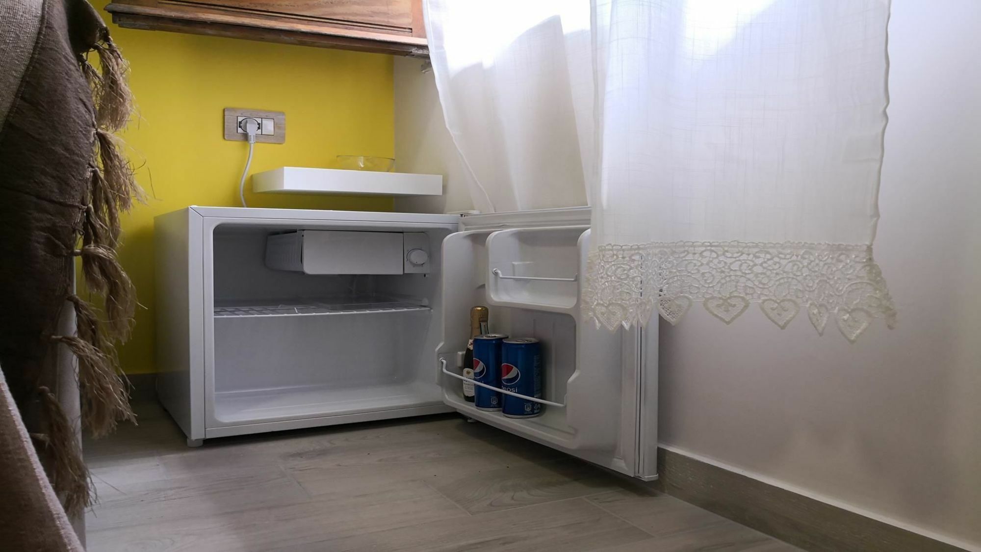 Bed and Breakfast Fenesta Vascia Neapol Zewnętrze zdjęcie